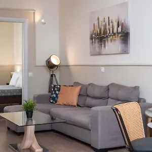 https://houseloft-hagia-sofia-retreat.hotels-of-thessaloniki.com